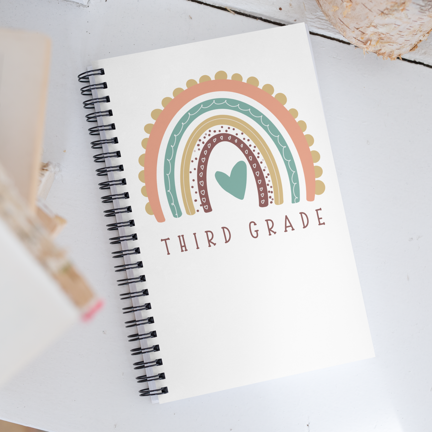 Cuaderno para profesores de tercer grado con páginas punteadas y encuadernación en espiral